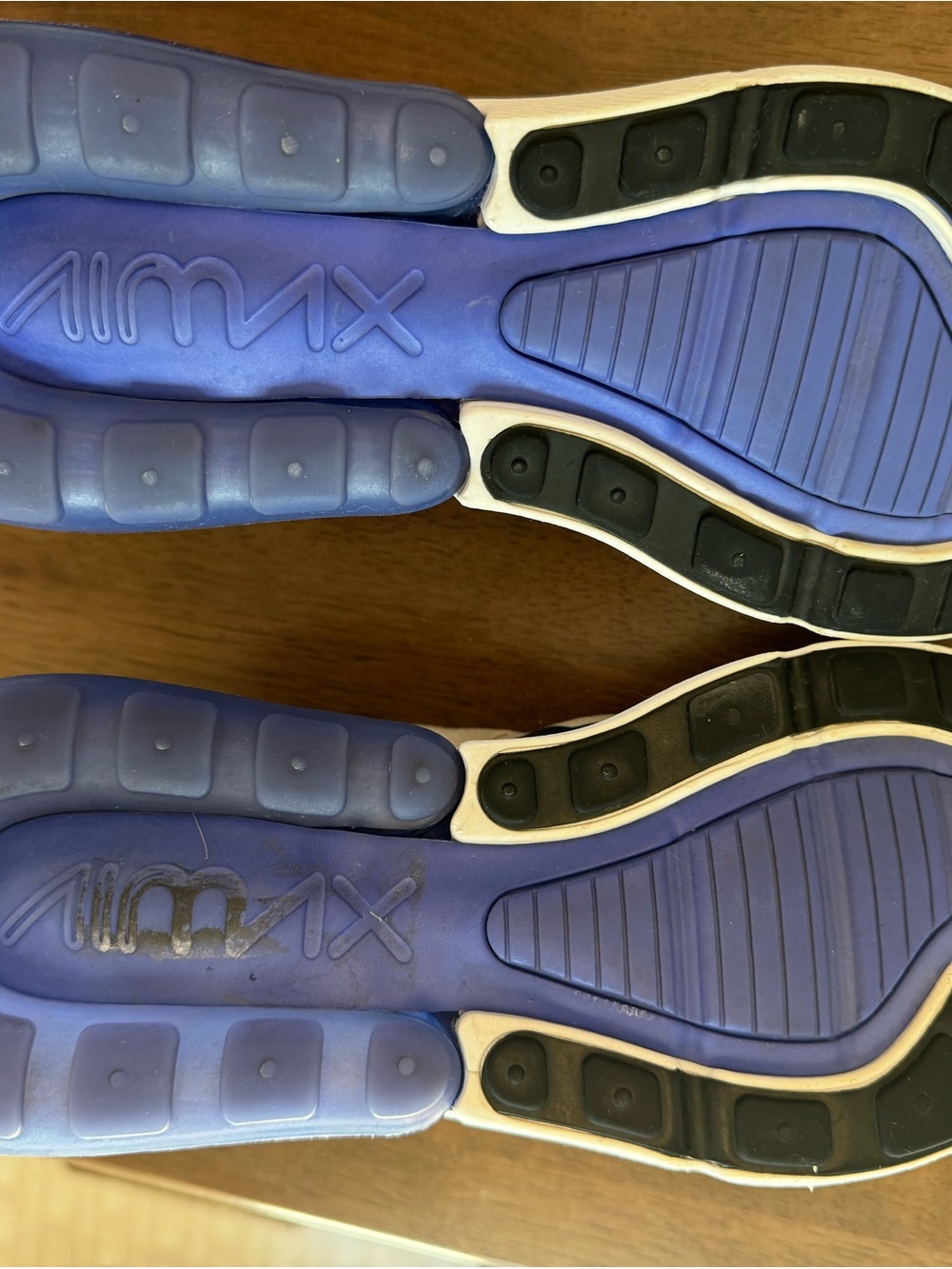 Nike Air Max 270 - Picture 5 of 10